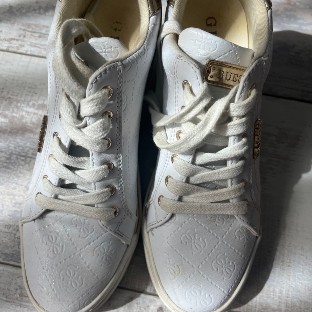 sneakers - Picture 7 of 8